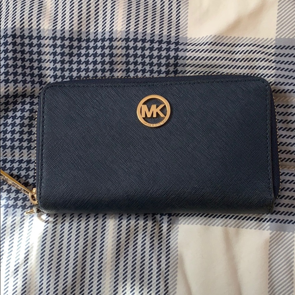Michael Kors wallet
